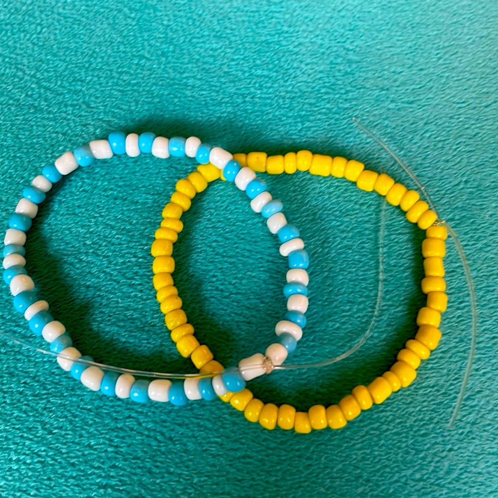 Seed bead bracelets buy together or separate one is 10 together is 17